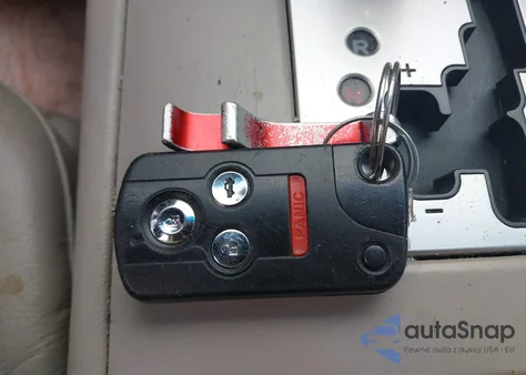 2006 Acura Rl 3.5 from USA, damaged, VIN JH4KB16576C002362